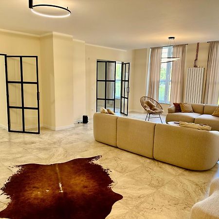 Sanierte 5 Zimmer Luxus Standard Apartment Auf 350Qm Hamburg Eksteriør bilde