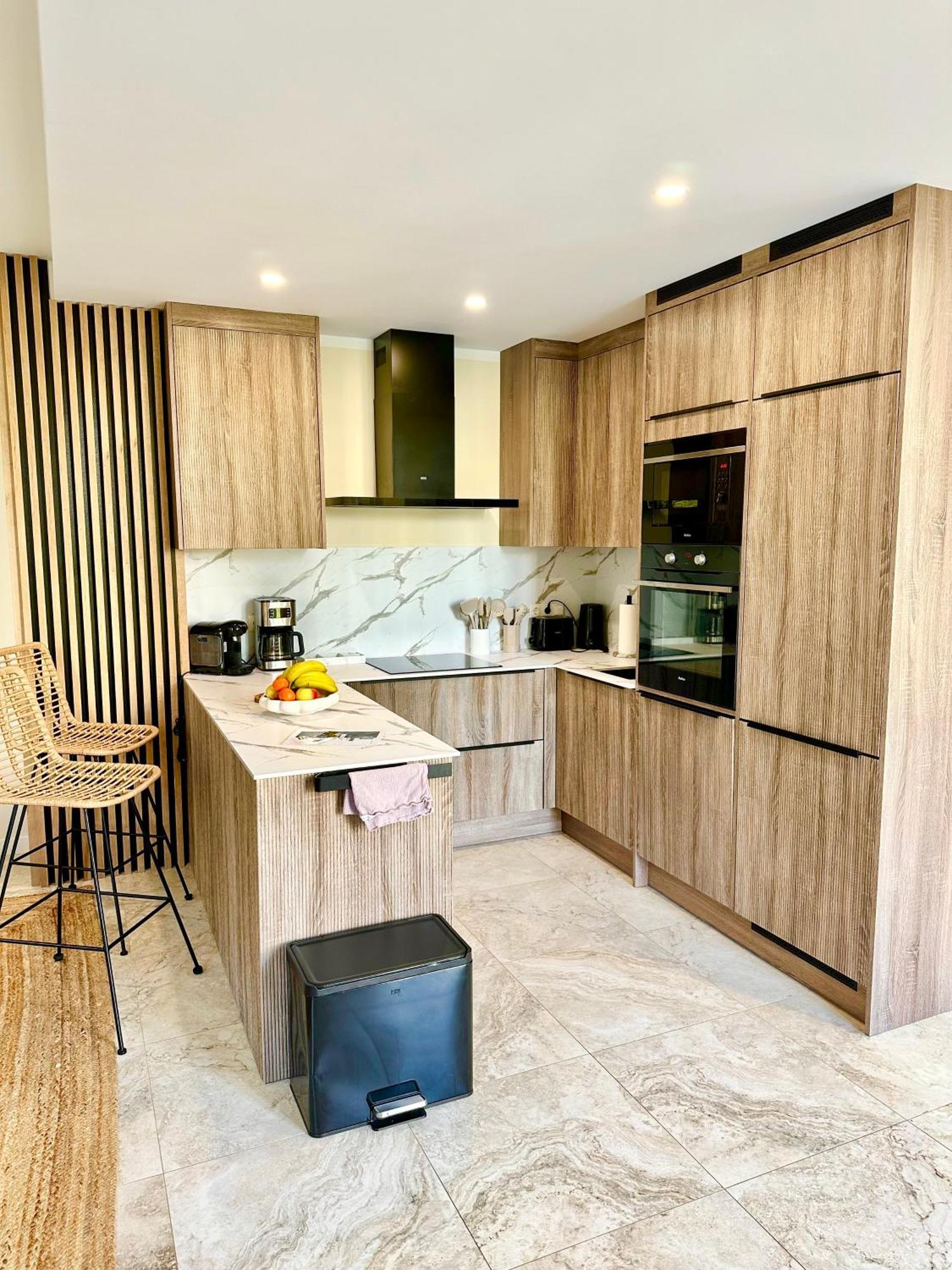 Sanierte 5 Zimmer Luxus Standard Apartment Auf 350Qm Hamburg Eksteriør bilde